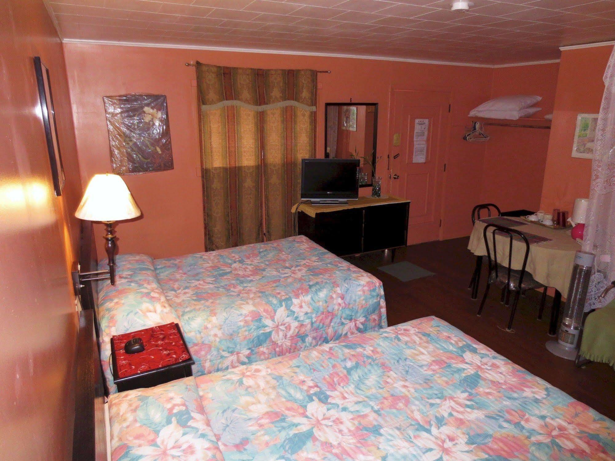 Four Seasons Motel Катскил Екстериор снимка