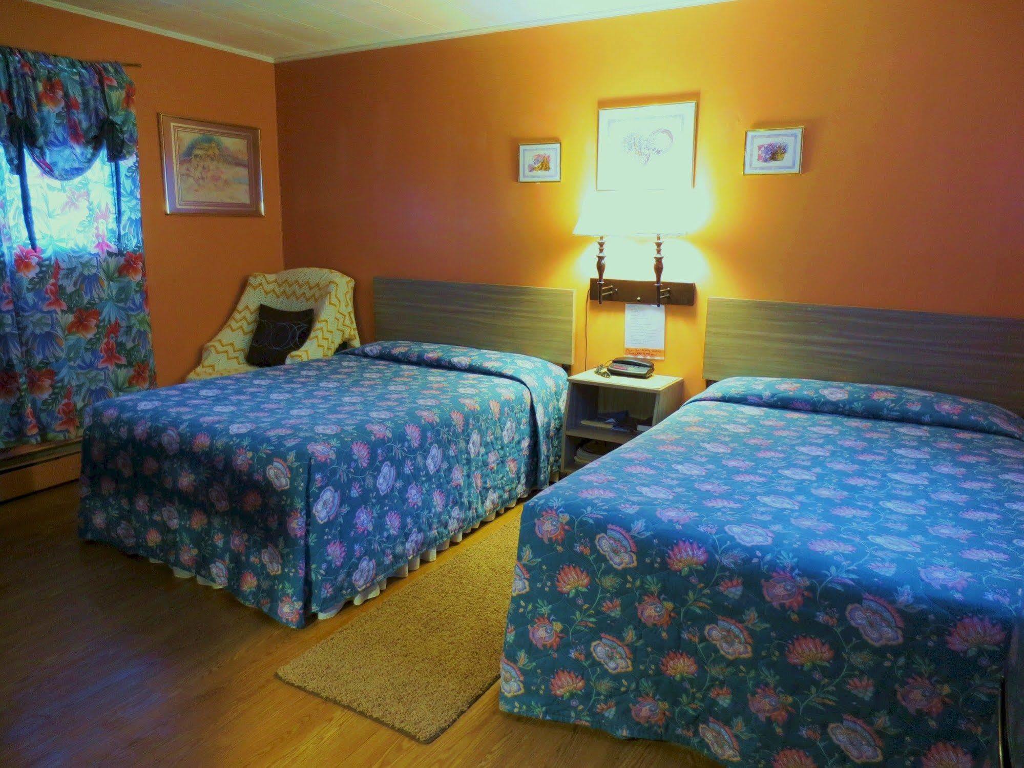Four Seasons Motel Катскил Екстериор снимка